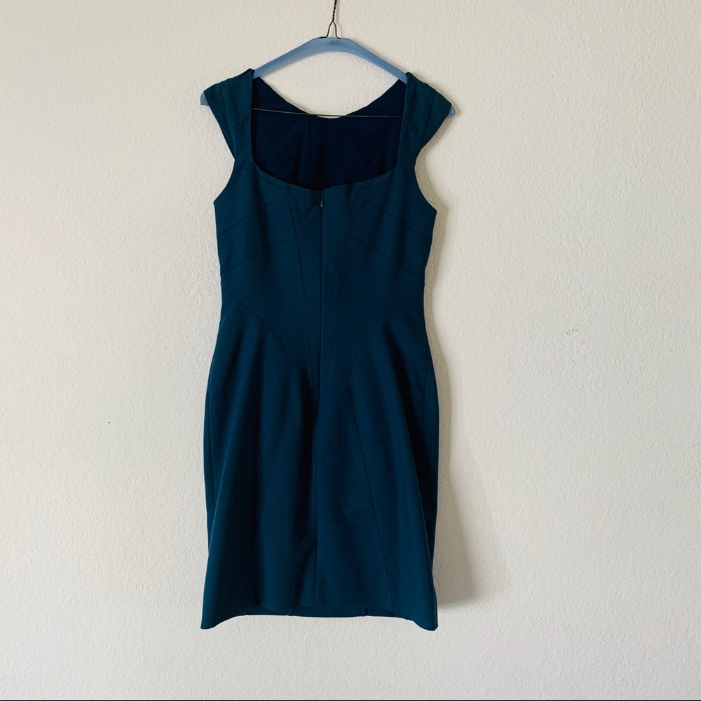 Zac Posen Vertical Piped Sheath Dress - Picture 4 of 7